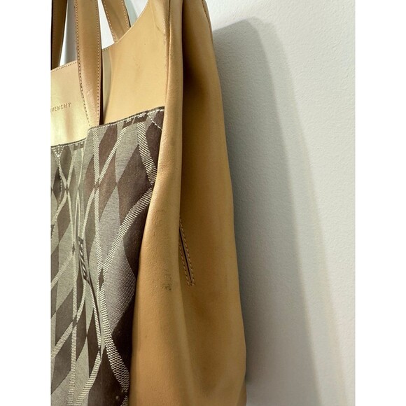 GIVENCHY LEATHER SACHEL/TOTE  MONOGRAM - Picture 6 of 9